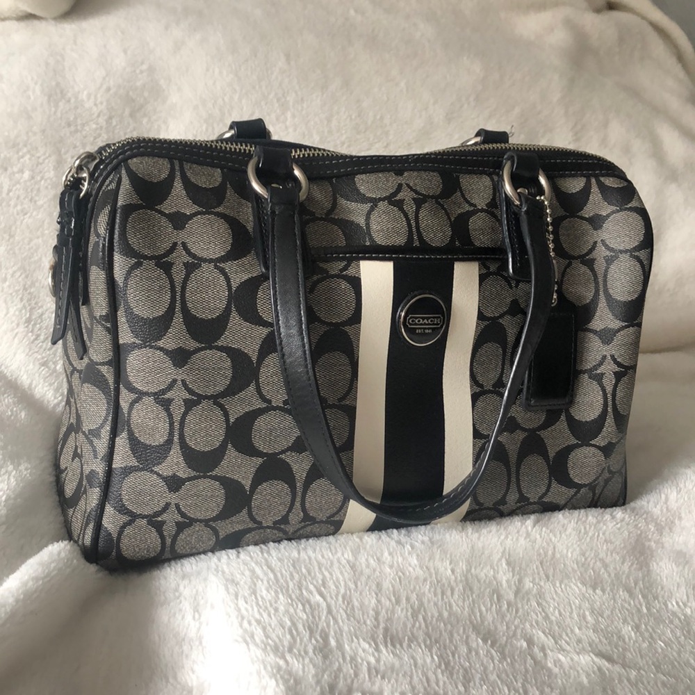 Coach purse and wallet